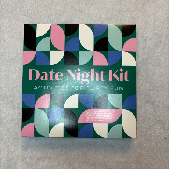 Other - Date Night Kit - Multicolor